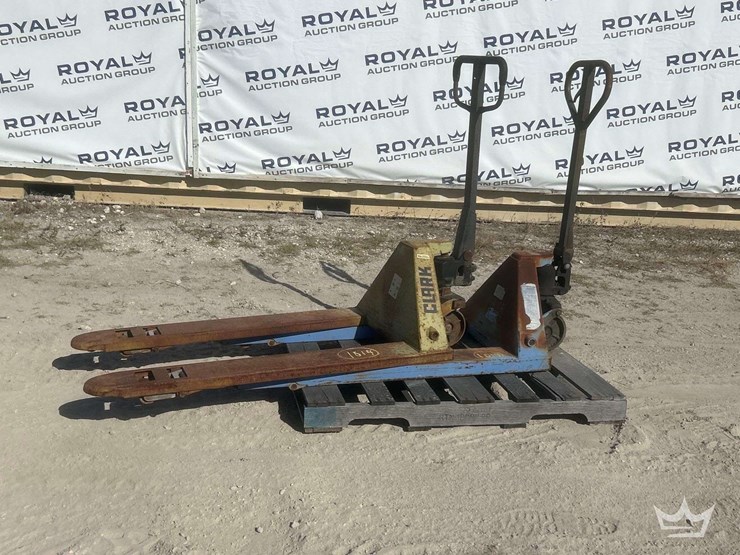pallet-jacks-image-1