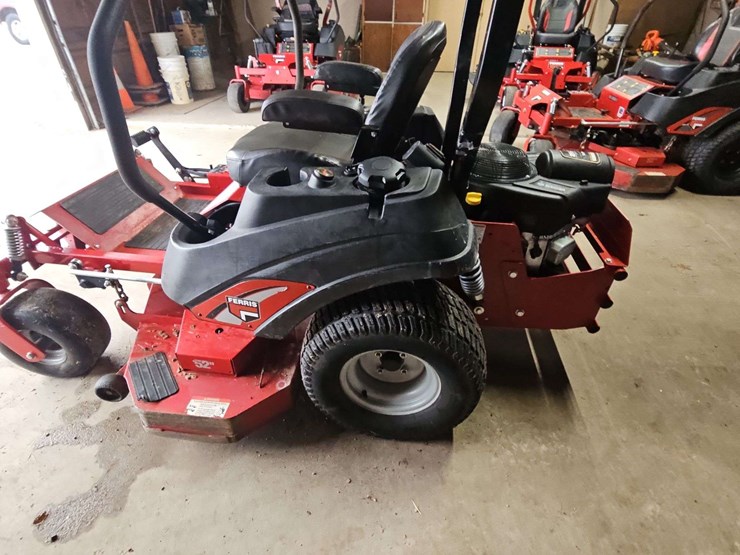 2022-ferris-is-600z-zero-turn-lawn-mower-image-17