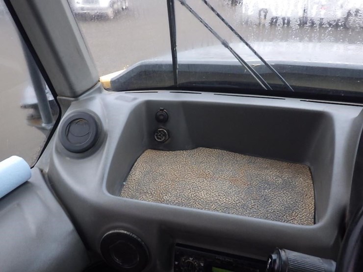 deere-300d-ii-image-32