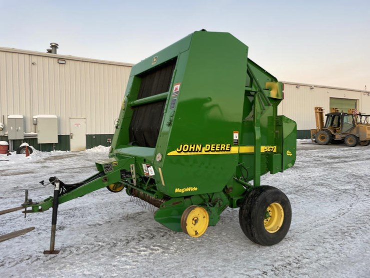 2001-john-deere-567-image-13
