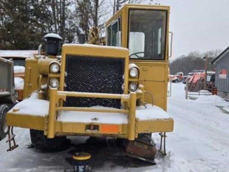 1980-caterpillar-621b-image-3