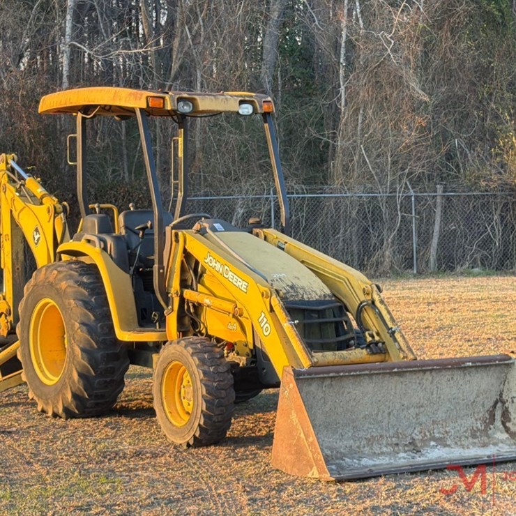JOHN DEERE 110