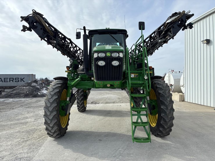 2014-john-deere-4830-image-12