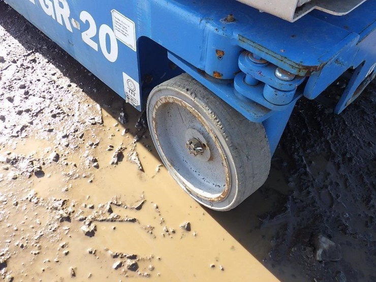 2013-genie-gr20-image-16