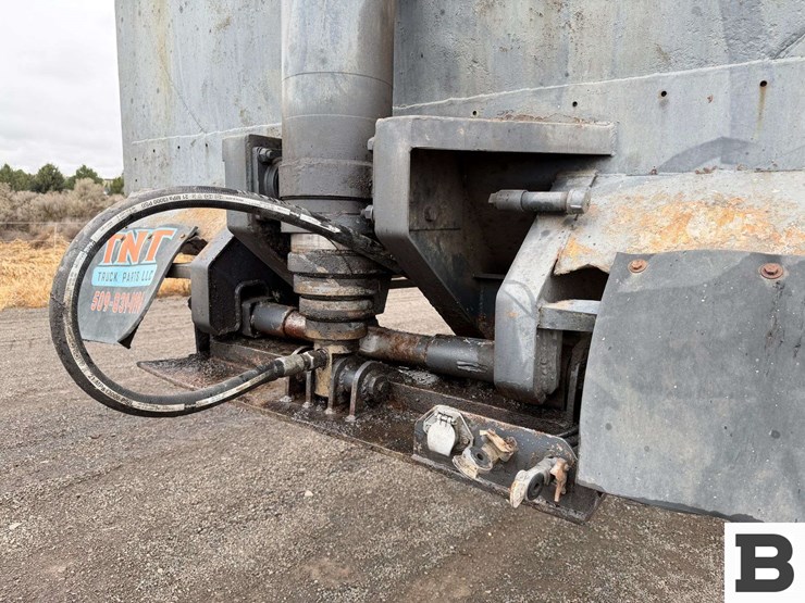 1966-fruehauf-end-dump-trailer-image-10