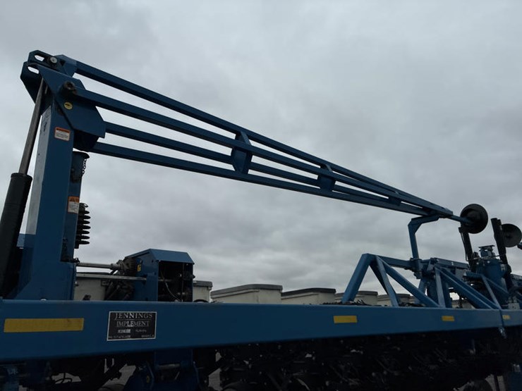2010-kinze-3600-image-8