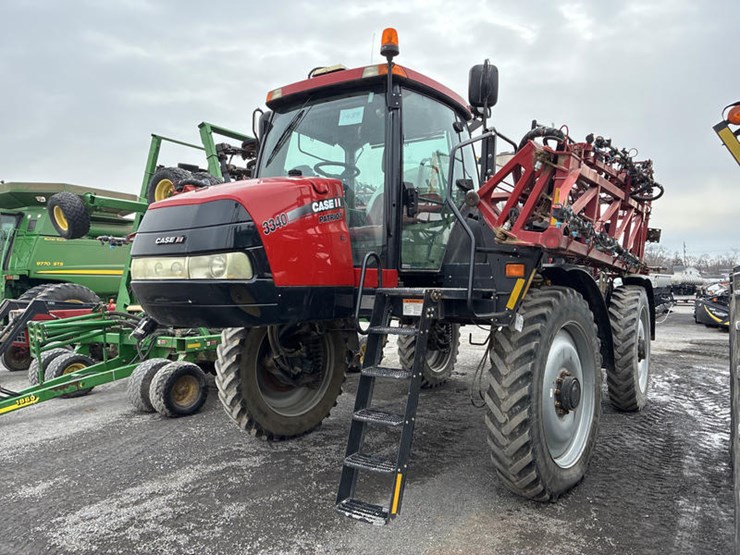 2015-case-ih-patriot-3340-image-3