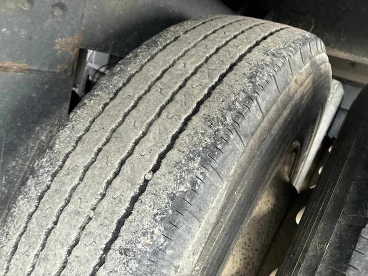 2021-timpte-hopper-bottom-image-34