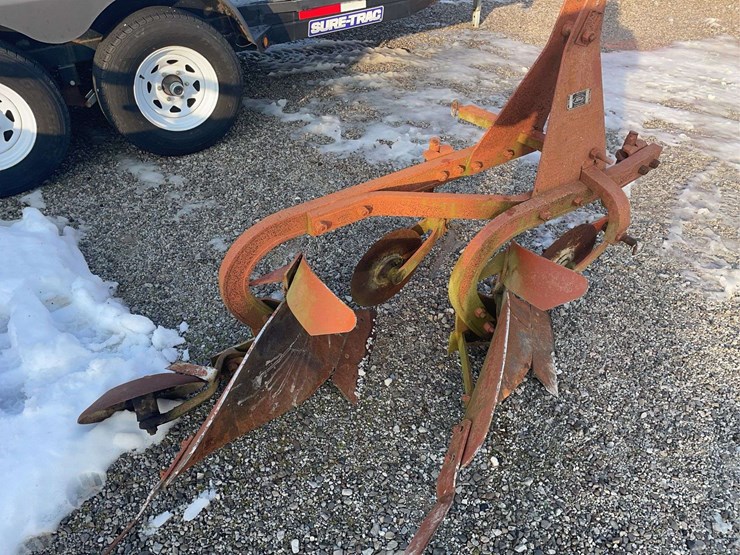 ford-2-bottom-plow-image-15