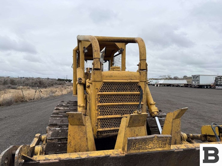 caterpillar-d6-image-9