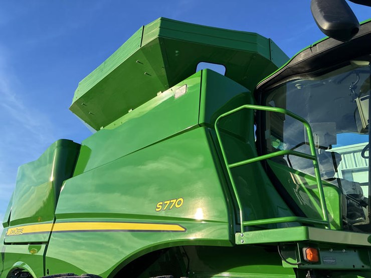 2018-john-deere-s770-image-9