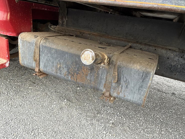 1975-ford-f600-image-28