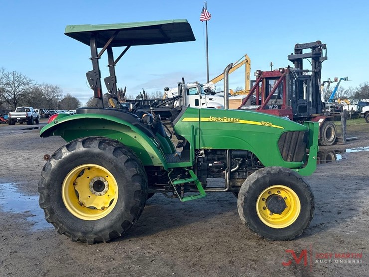john-deere-5525-image-2