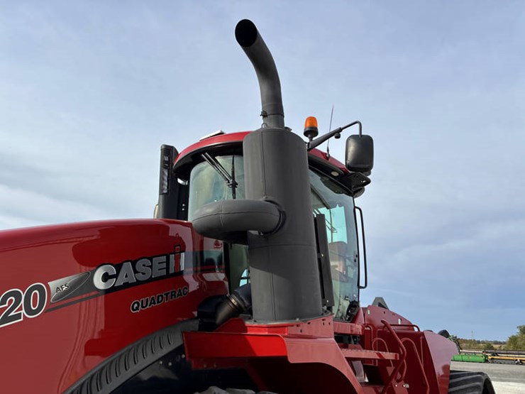 2015-case-ih-steiger-620-image-35