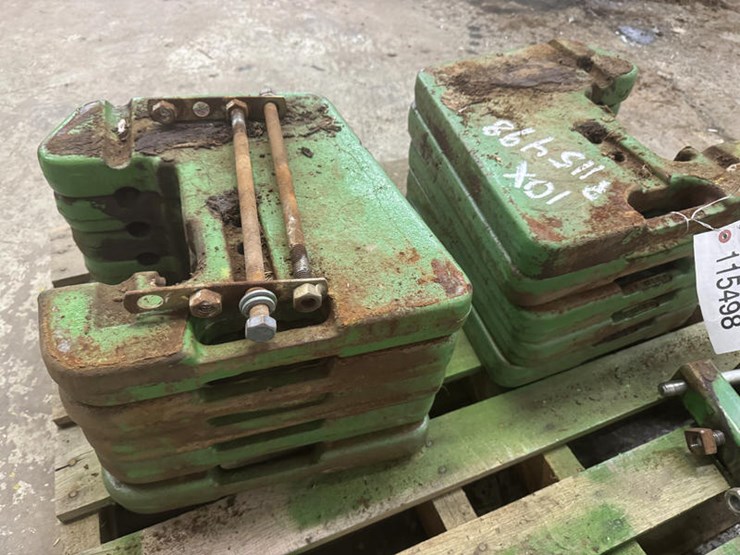 john-deere-100-image-1