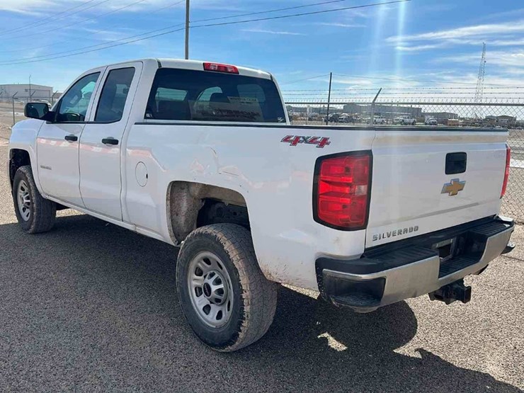 2016-chevrolet-silverado-2500hd-image-5