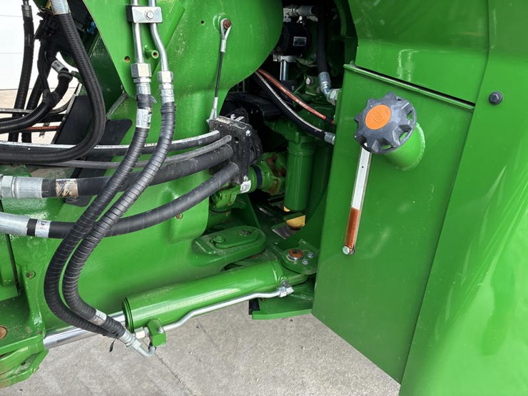 2023-john-deere-9rx-590-image-22