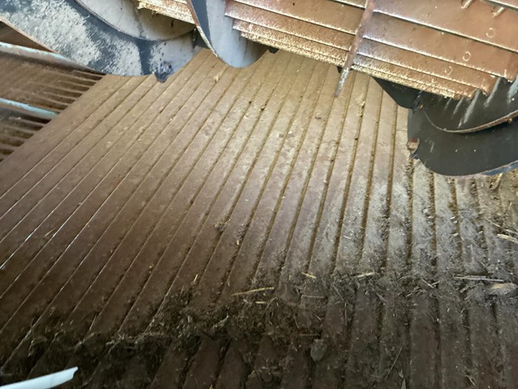 2010-case-ih-8120-image-83