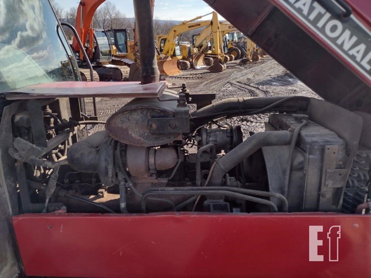 1991-case-ih-5140-image-22