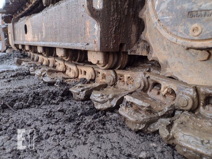 2019-deere-75g-image-28