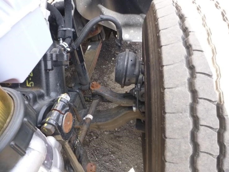 freightliner-coronado-122-image-21