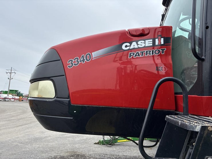 2015-case-ih-patriot-3340-image-25