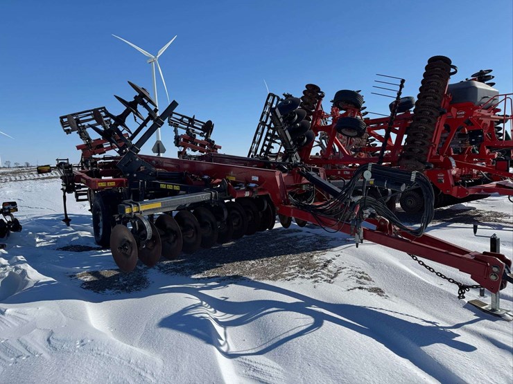 2016-case-ih-2016-image-3