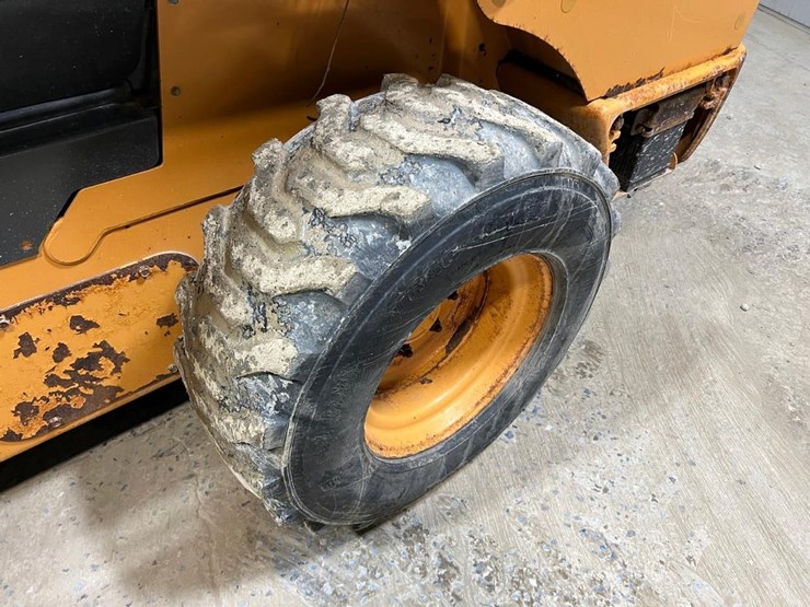 2015-case-sr220-image-13