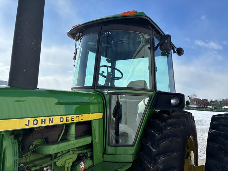 1977-john-deere-4430-image-32