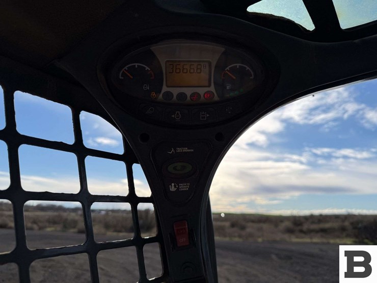 2019-bobcat-s770-image-38