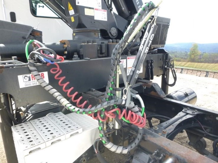 freightliner-coronado-122-image-34