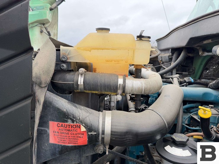 2005-international-7400-image-43