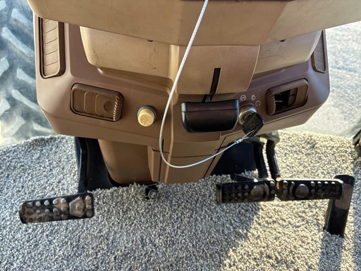 1994-john-deere-7700-image-56