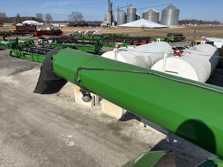 2013-john-deere-s670-image-84