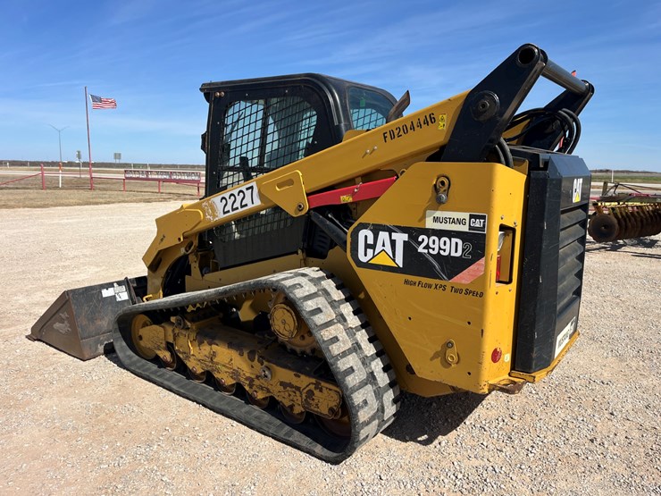2018-caterpillar-299d-image-13