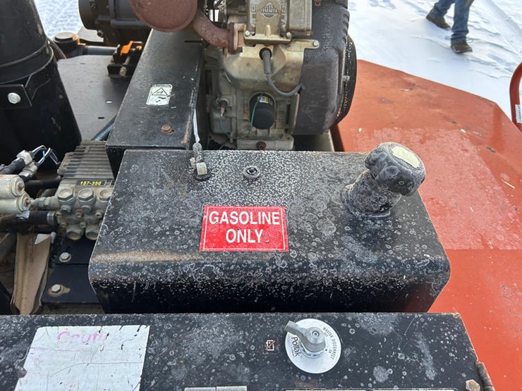 2019-ditch-witch-fx25-image-12