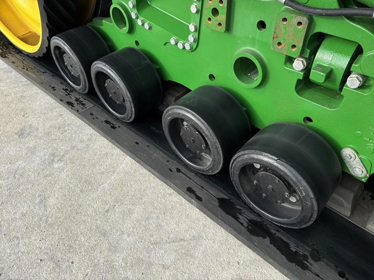 2016-john-deere-9520rt-image-47