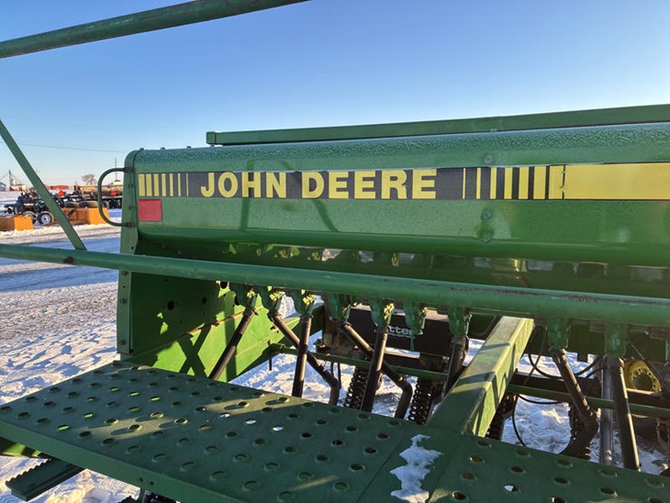 john-deere-750-image-31