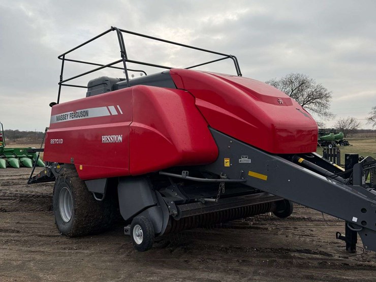 massey-ferguson-2270xd-image-6