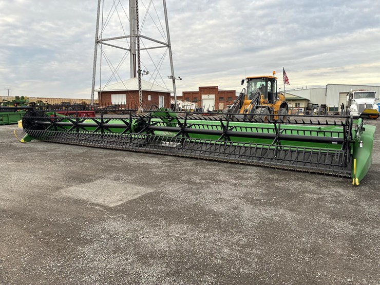 2024-john-deere-rd40f-image-3