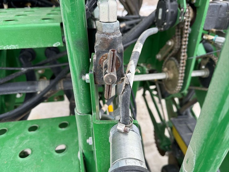 john-deere-1795-image-38