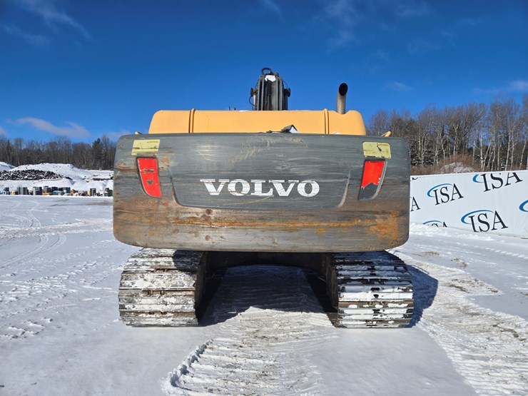 volvo-ec330-image-4