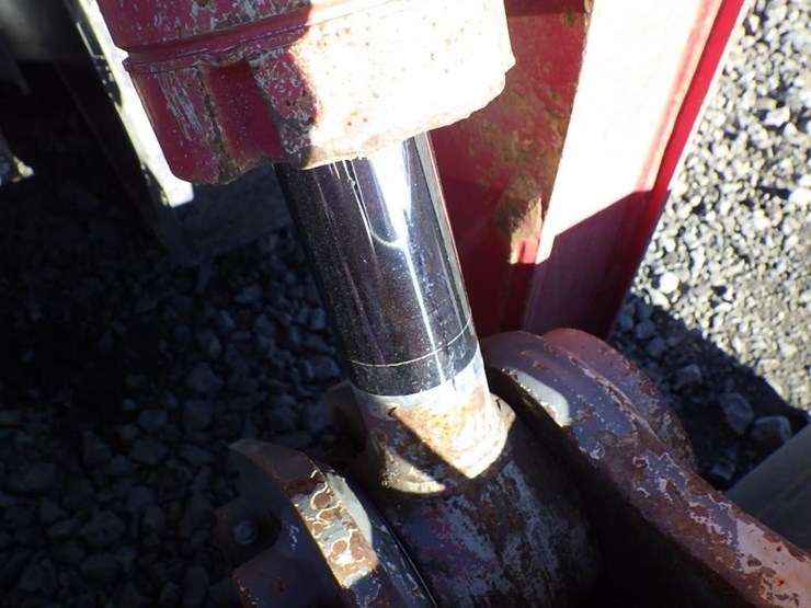 takeuchi-tl10v2-image-17