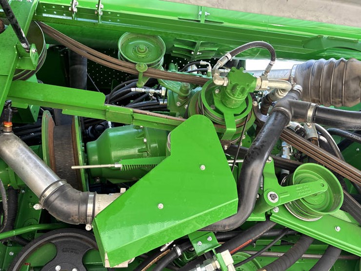 2022-john-deere-s780-image-64