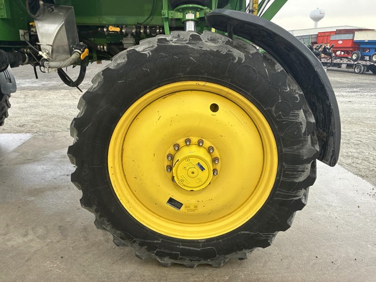 2011-john-deere-4830-image-63