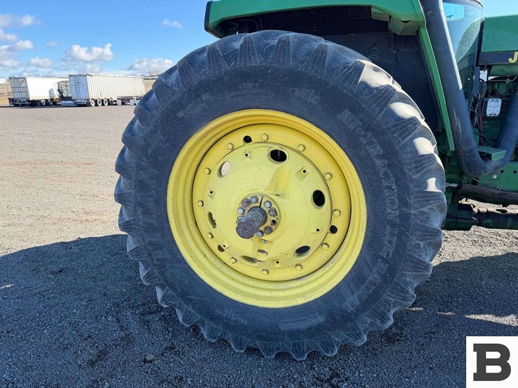 1992-john-deere-4760-image-52