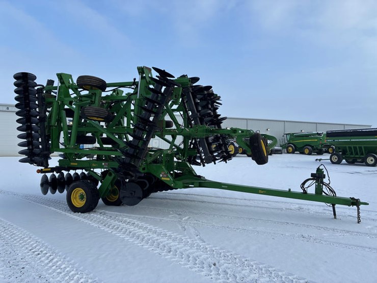 2008-john-deere-637-image-1