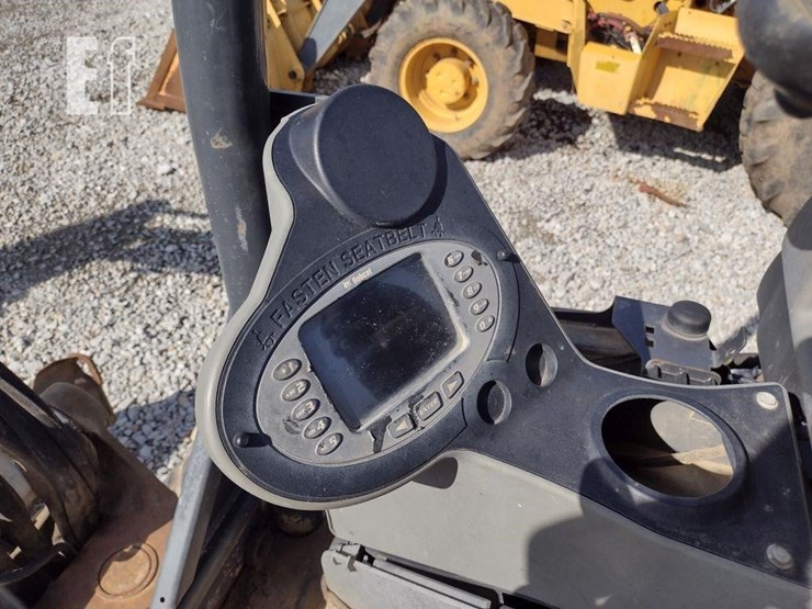 2018-bobcat-e32i-image-7