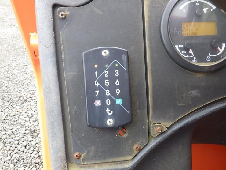 2014-jlg-g9-43a-image-31