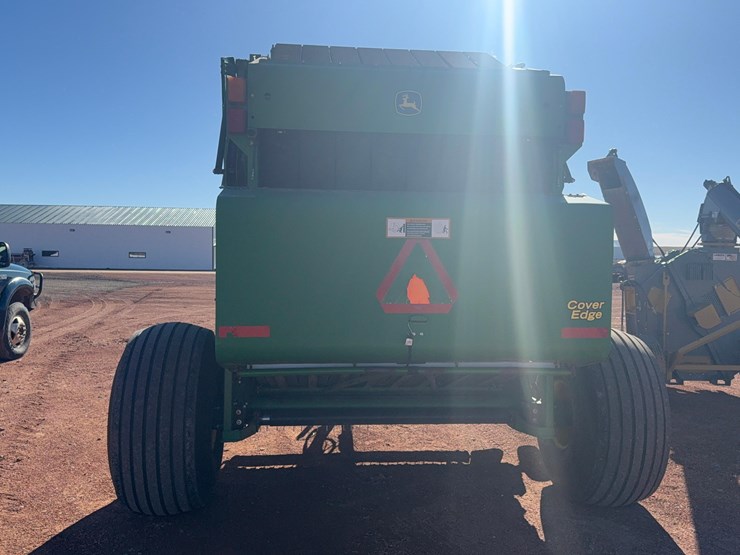 john-deere-568-image-3